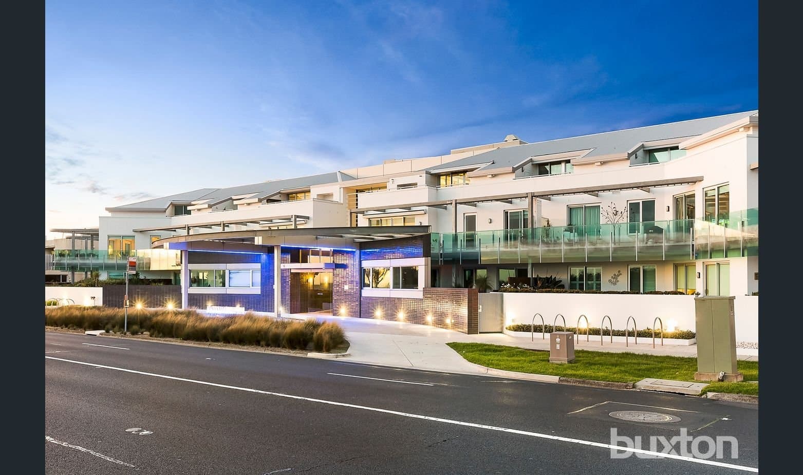62/15 Beach Road,
                        
                    
                    
                        
                            Hampton, Hampton - Image 1