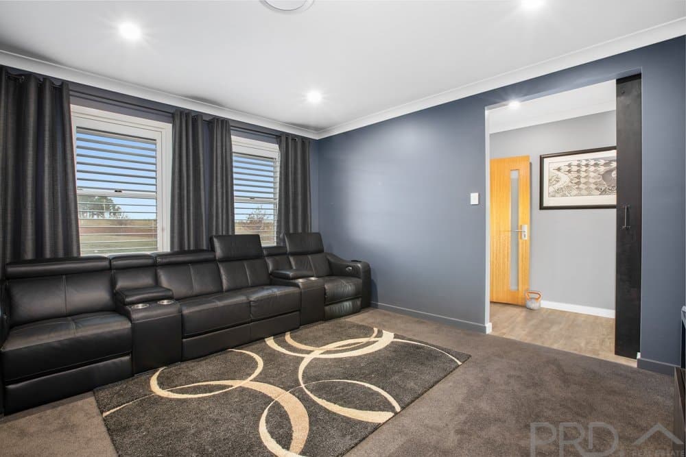 32
                Pyrus
                Avenue
            
            
            
            branxton
            
            
            NSW,
            2335, Branxton - Thumbnail 3