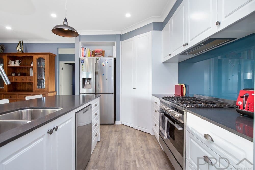 32
                Pyrus
                Avenue
            
            
            
            branxton
            
            
            NSW,
            2335, Branxton - Thumbnail 6