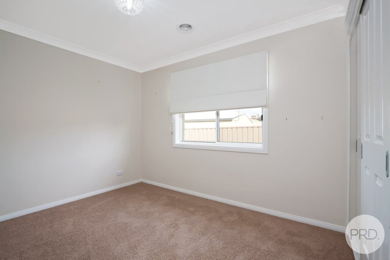 9 Yulong Street, GLENFIELD PARK NSW 2650, Glenfield Park - Thumbnail 8