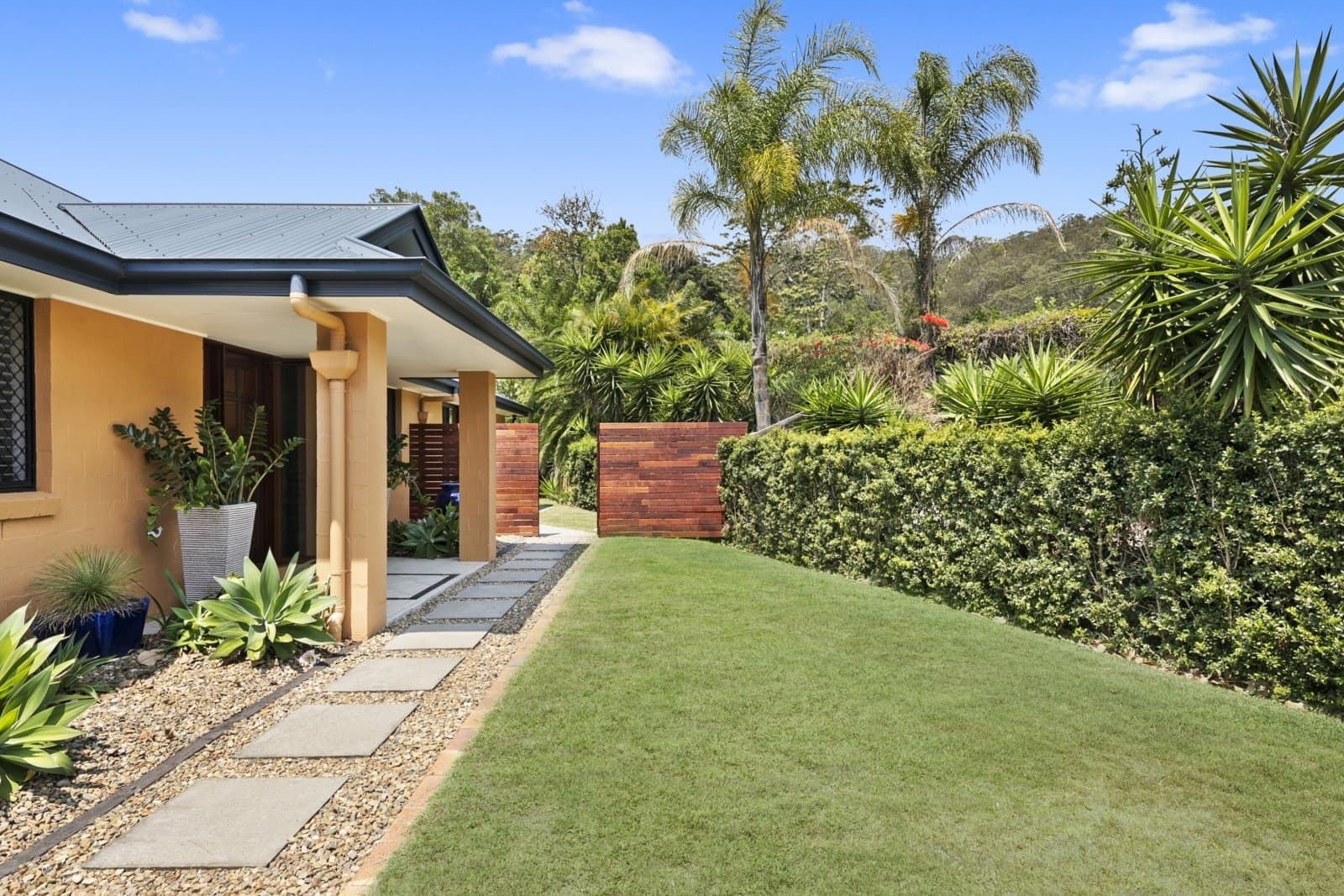 2 Ranch Court, TALLEBUDGERA VALLEY QLD 4228, Tallebudgera Valley Property Image - Thumbnail 5