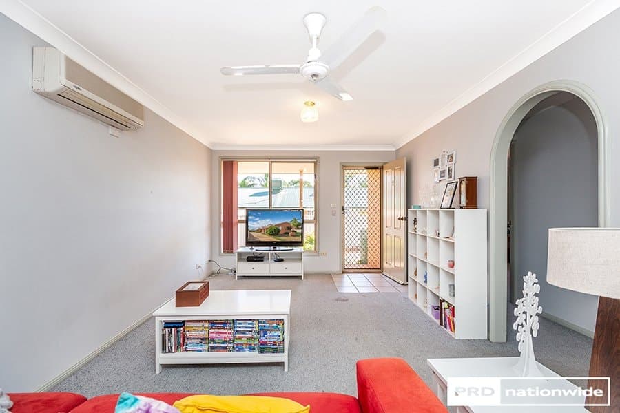 10 Curlew Crescent, TAMWORTH NSW 2340, Tamworth - Thumbnail 6