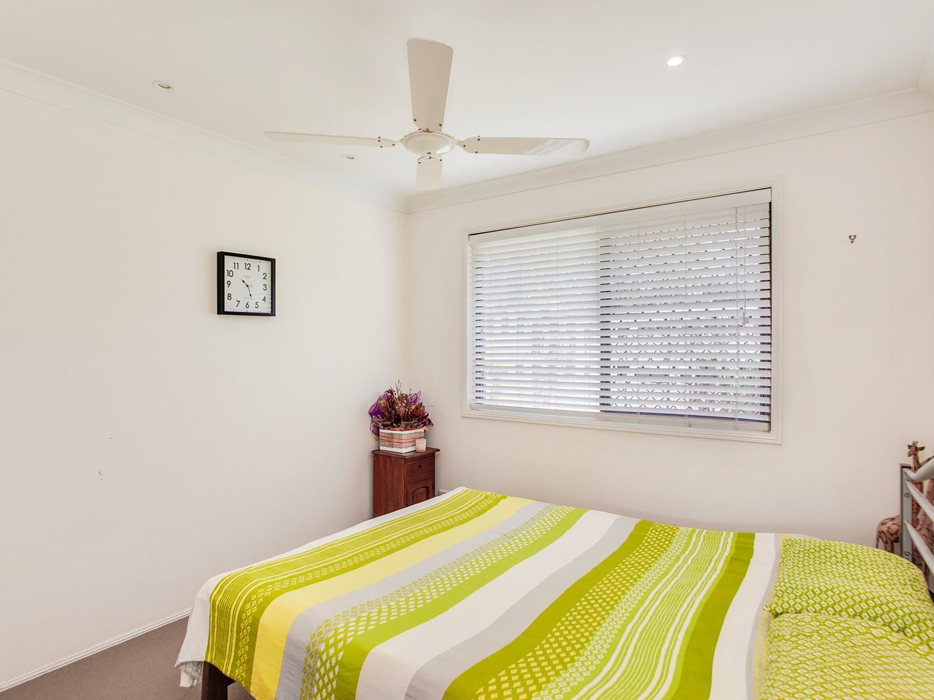29 Montezuma Drive, BURLEIGH WATERS QLD 4220, Burleigh Waters - Thumbnail 6