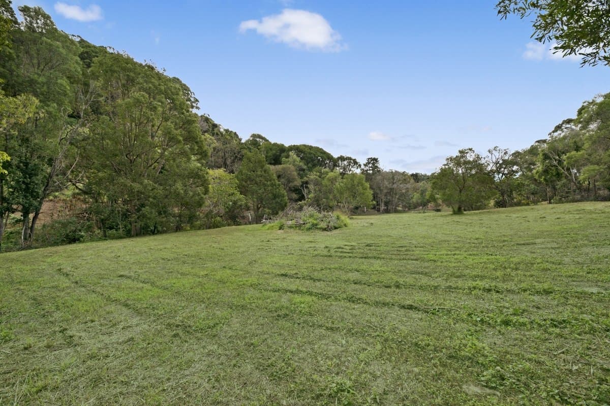 362 Trees Road, TALLEBUDGERA QLD 4228, Tallebudgera - Thumbnail 2