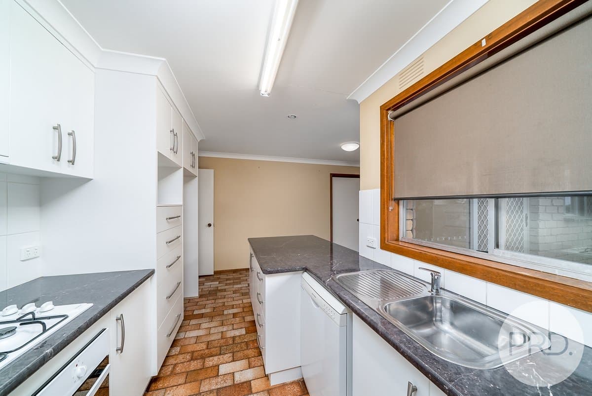2 Buchhorn Street, TOLLAND NSW 2650, Tolland - Thumbnail 2