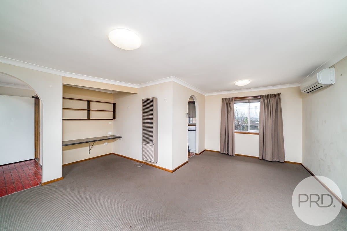 2 Buchhorn Street, TOLLAND NSW 2650, Tolland - Thumbnail 3