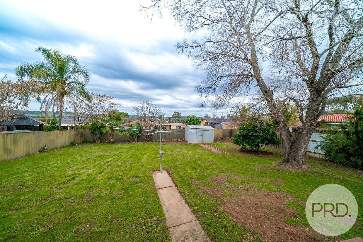 2 Buchhorn Street, TOLLAND NSW 2650, Tolland - Thumbnail 4