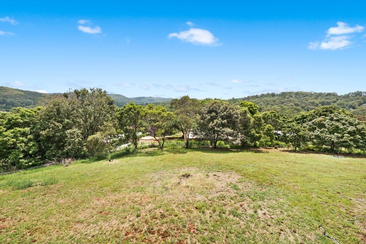3 Carapook Crescent, TALLEBUDGERA QLD 4228, Tallebudgera - Thumbnail 4