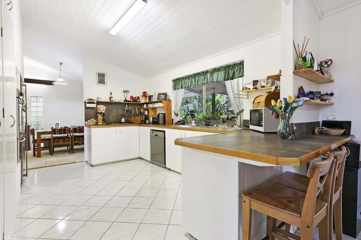 3 Carapook Crescent, TALLEBUDGERA QLD 4228, Tallebudgera - Thumbnail 6