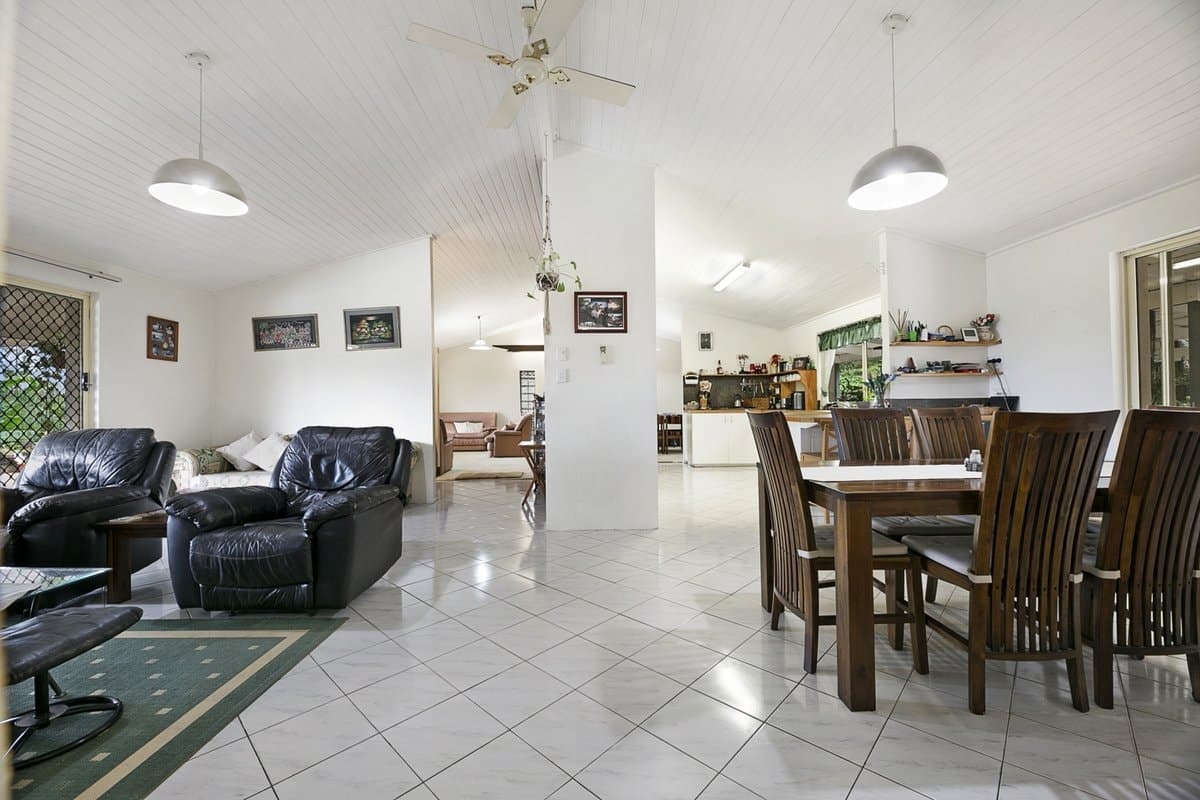 3 Carapook Crescent, TALLEBUDGERA QLD 4228, Tallebudgera - Thumbnail 8