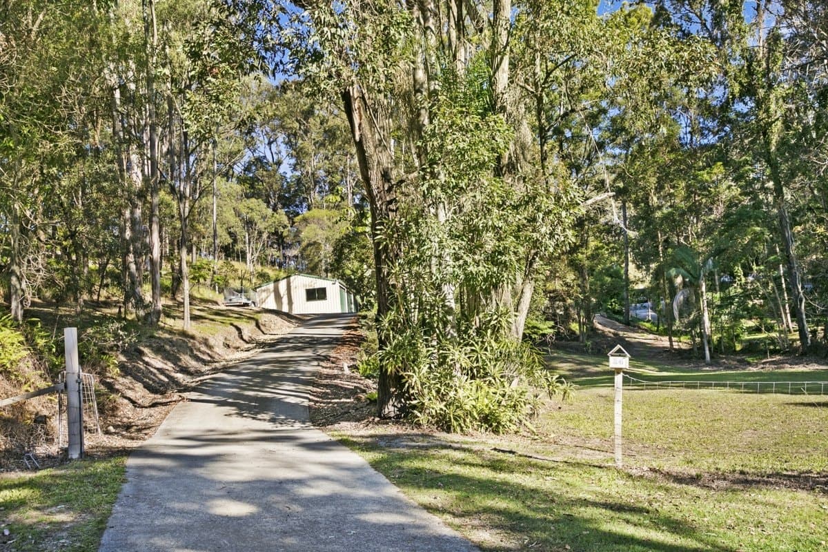 14 Carapook Crescent, TALLEBUDGERA QLD 4228, Tallebudgera - Thumbnail 2