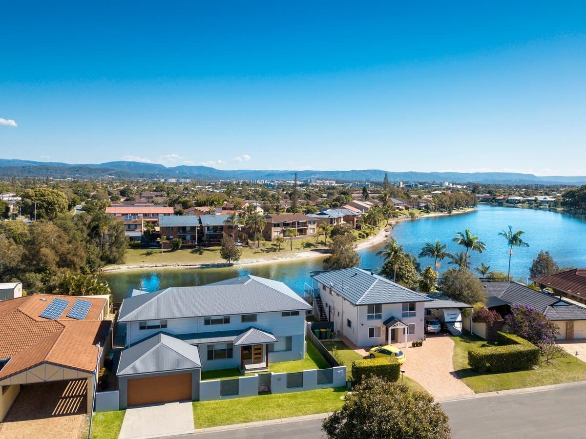 4 Spoonbill Court, BURLEIGH WATERS QLD 4220, Burleigh Waters - Image 1