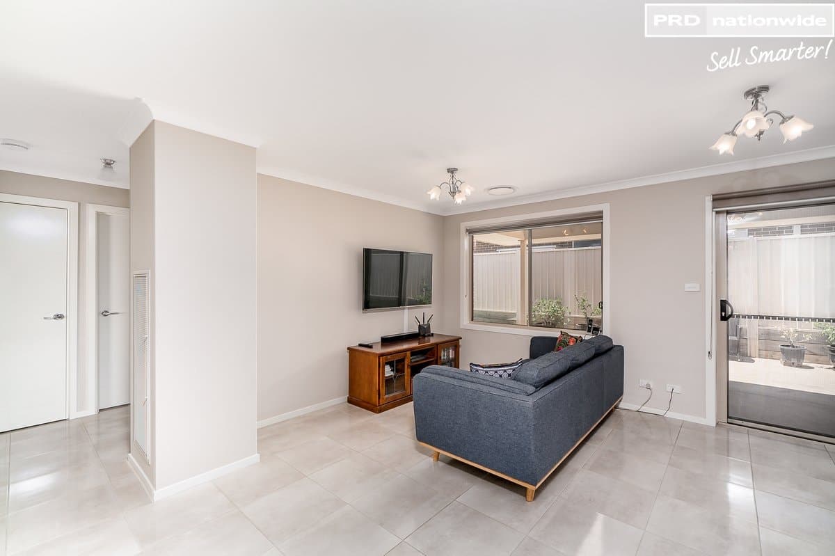 5 Barmedman Avenue, GOBBAGOMBALIN NSW 2650, Gobbagombalin - Thumbnail 4