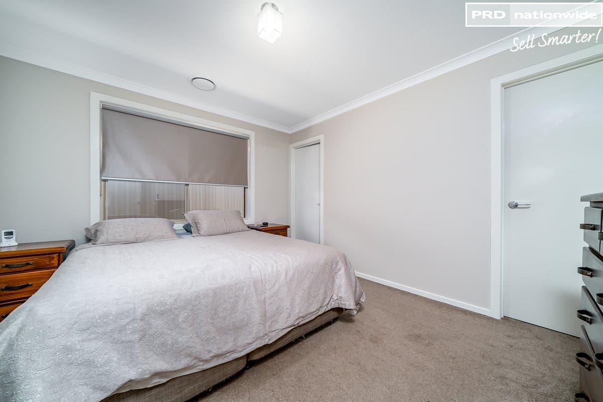 5 Barmedman Avenue, GOBBAGOMBALIN NSW 2650, Gobbagombalin - Thumbnail 5