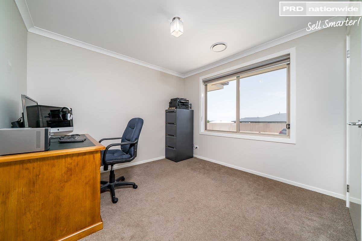 5 Barmedman Avenue, GOBBAGOMBALIN NSW 2650, Gobbagombalin - Thumbnail 6