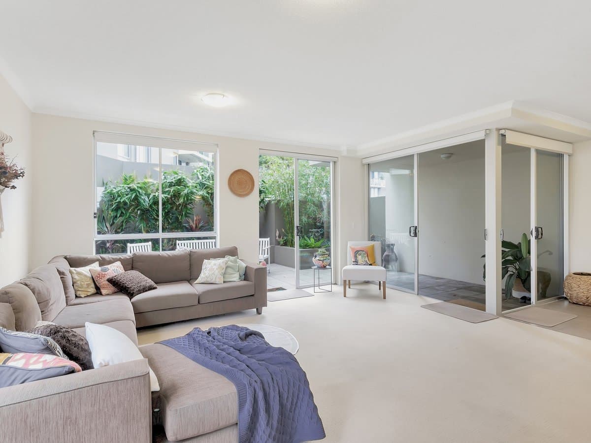6101/12 Executive Drive, BURLEIGH WATERS QLD 4220, Burleigh Waters - Thumbnail 3