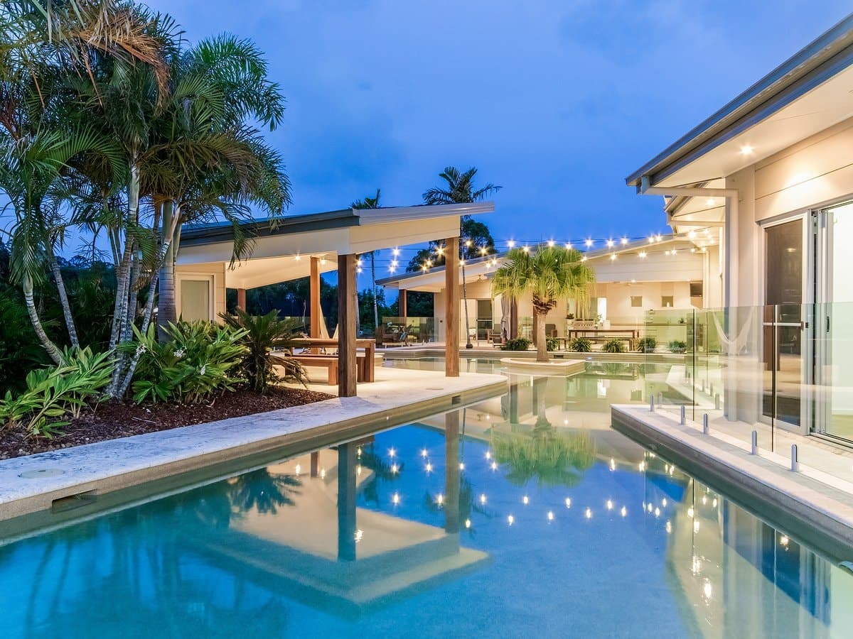 1 Dungogie Drive, TALLEBUDGERA QLD 4228, Tallebudgera - Thumbnail 2