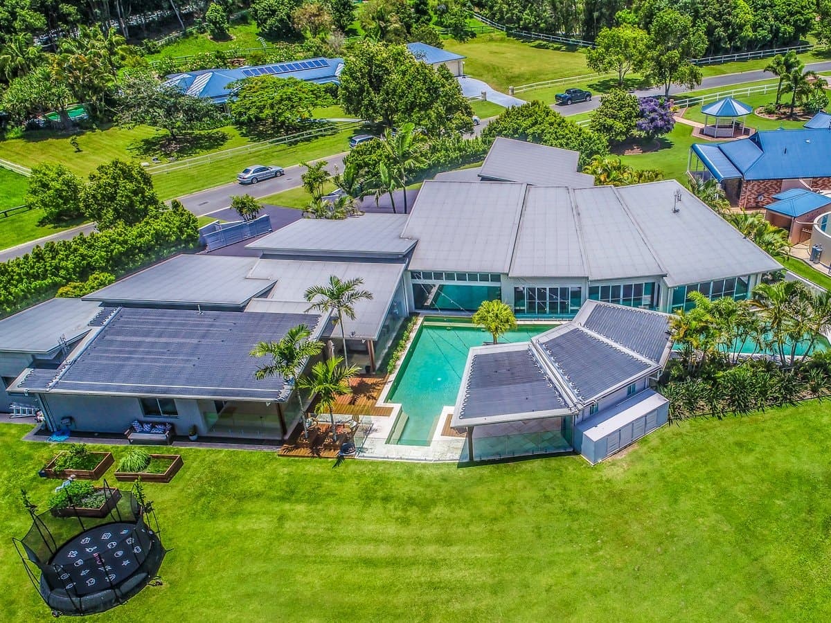 1 Dungogie Drive, TALLEBUDGERA QLD 4228, Tallebudgera - Thumbnail 3