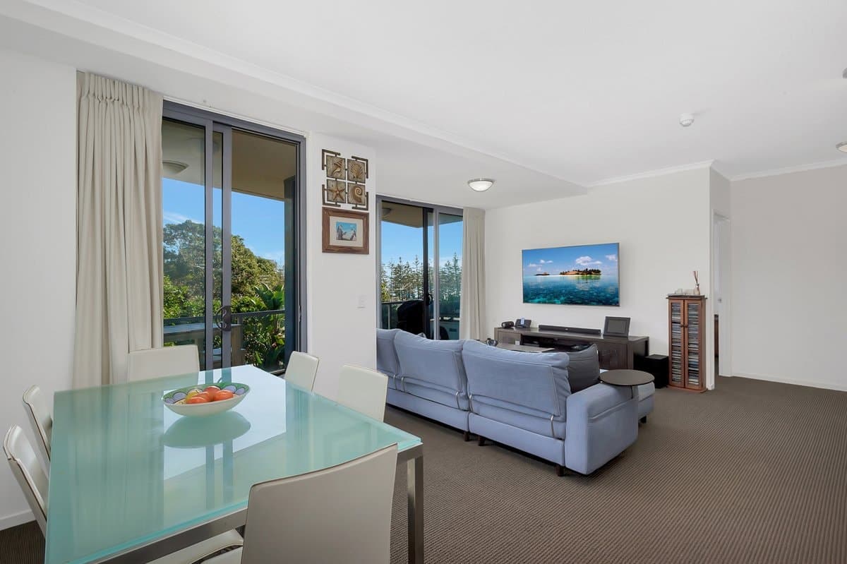 Unit 1036/1 Ocean St, BURLEIGH HEADS QLD 4220, Burleigh Heads - Thumbnail 2