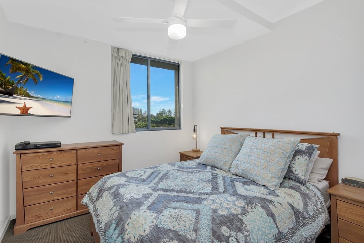 Unit 1036/1 Ocean St, BURLEIGH HEADS QLD 4220, Burleigh Heads - Thumbnail 7