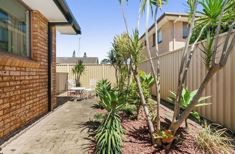 4/127 Sunshine Boulevard, MERMAID WATERS QLD 4218, Mermaid Waters Property Image - Thumbnail 8