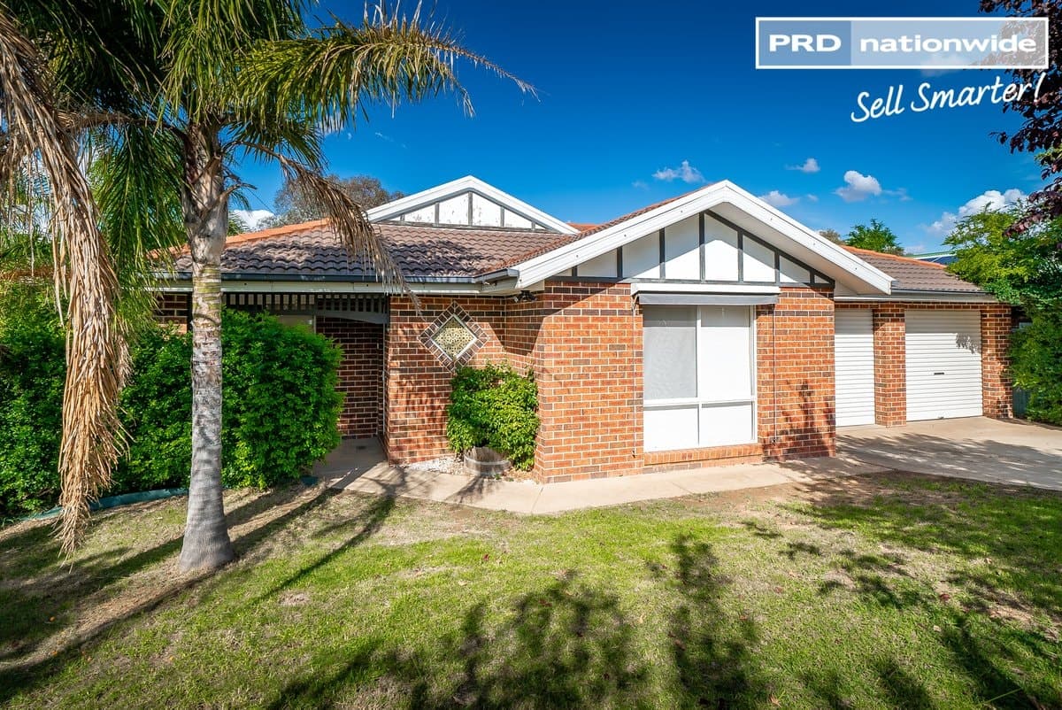 5 Jarrah Place, GLENFIELD PARK NSW 2650, Glenfield Park - Image 1