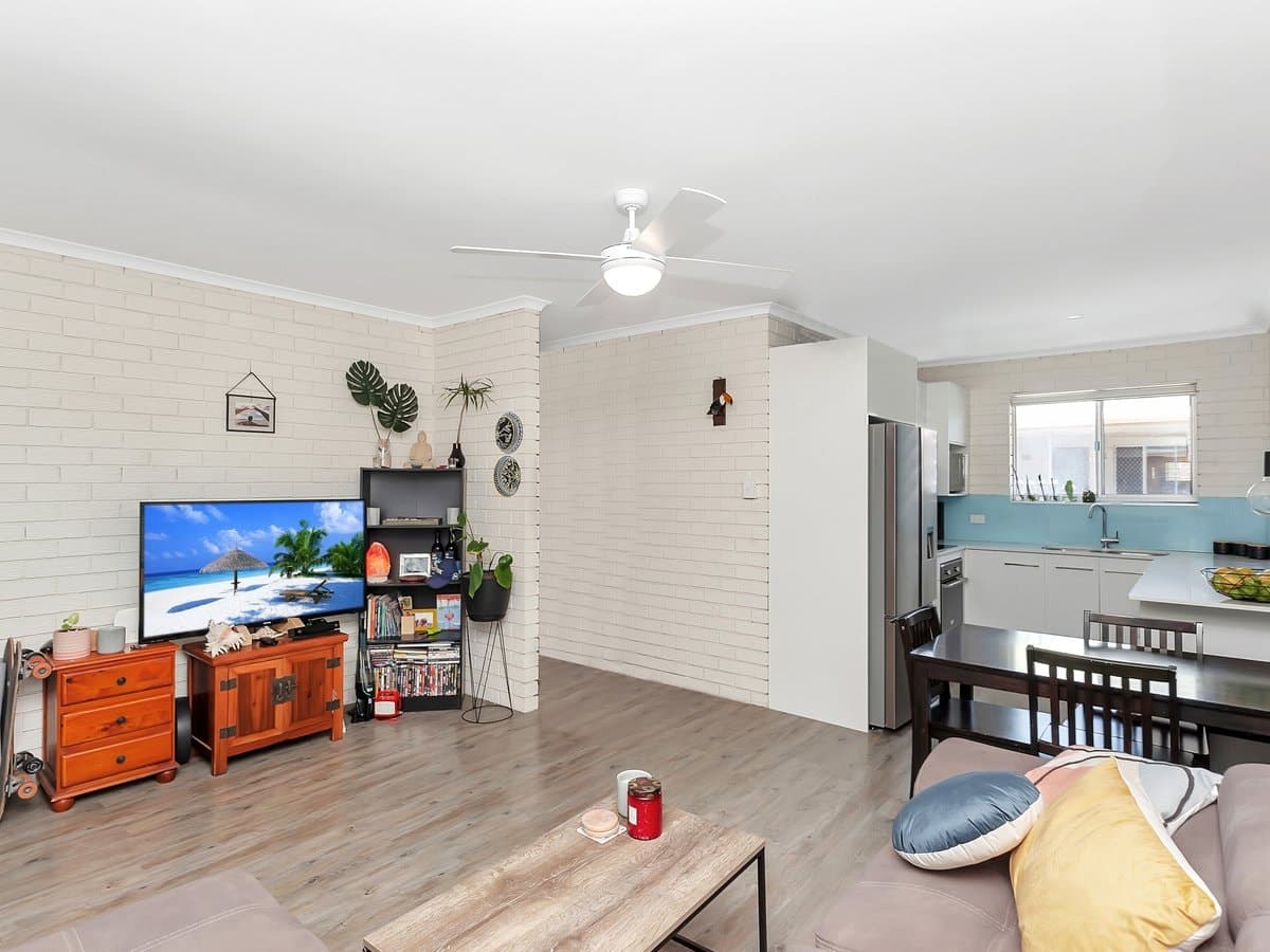 7/1875 Gold Coast Hwy, BURLEIGH HEADS QLD 4220, Burleigh Heads Property Image - Thumbnail 6