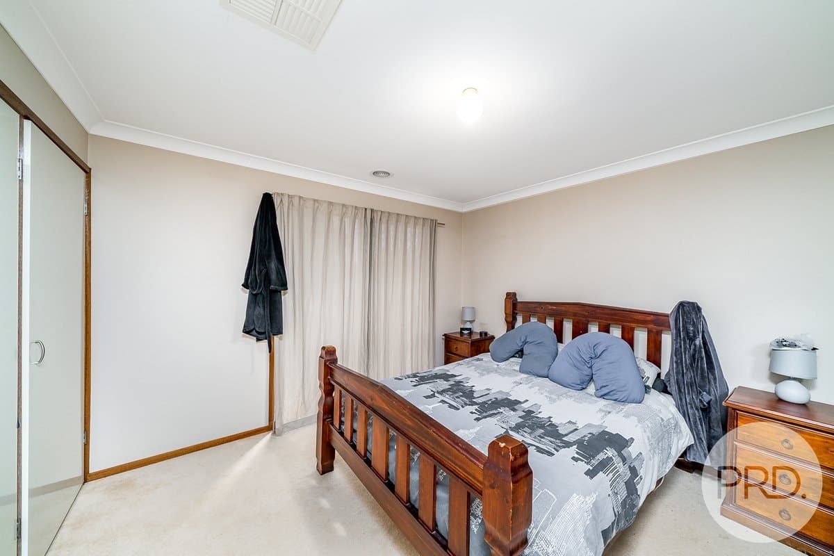 11 Bamarook Crescent, GLENFIELD PARK NSW 2650, Glenfield Park - Thumbnail 6