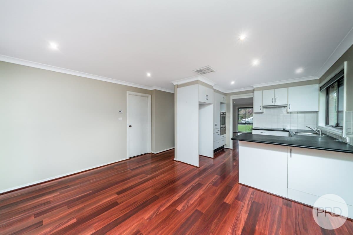 6 Kobi Place, GLENFIELD PARK NSW 2650, Glenfield Park - Thumbnail 6