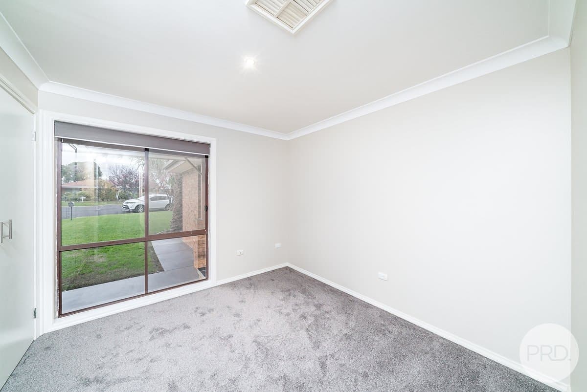 6 Kobi Place, GLENFIELD PARK NSW 2650, Glenfield Park - Thumbnail 8
