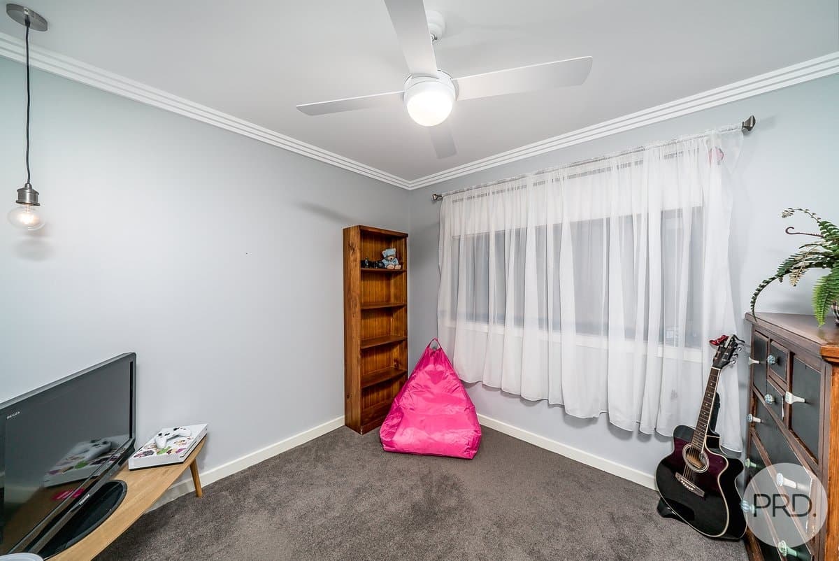 4 Magnolia Parade, LAKE ALBERT NSW 2650, Lake Albert - Thumbnail 8