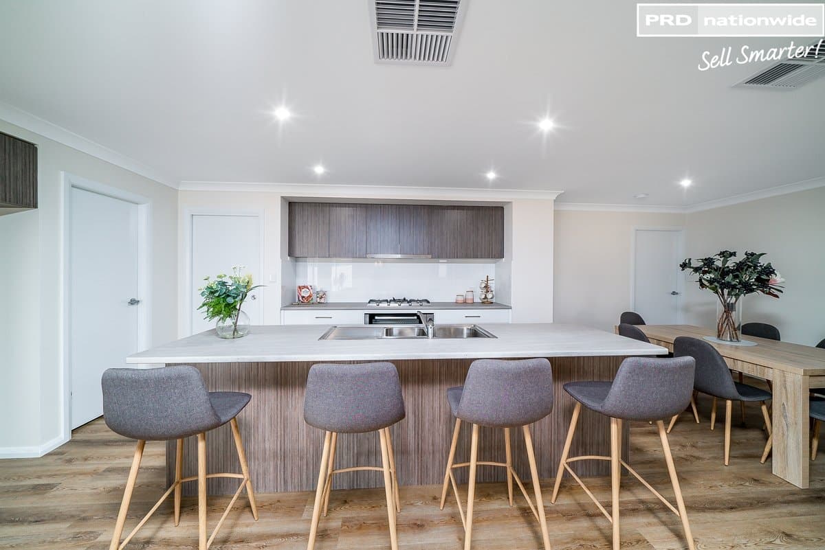 5 Hughes Court, LLOYD NSW 2650, Lloyd - Thumbnail 2