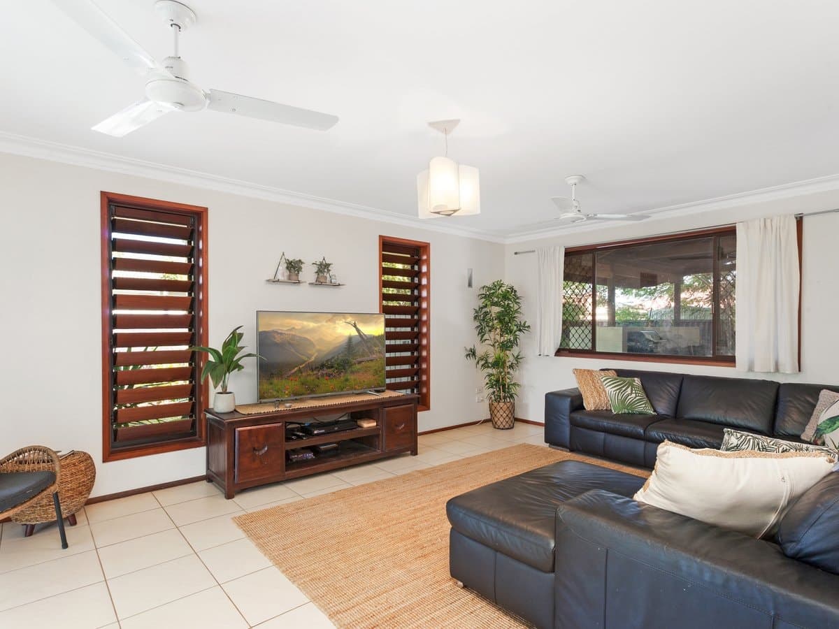 32 Joeith Court, MIAMI QLD 4220, Miami - Thumbnail 5