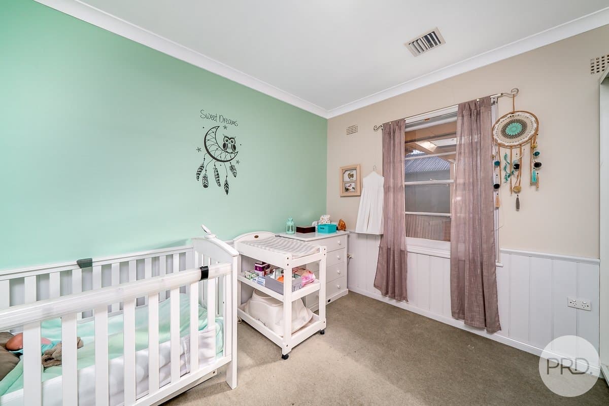 8 Dalton Street, TURVEY PARK NSW 2650, Turvey Park - Thumbnail 7