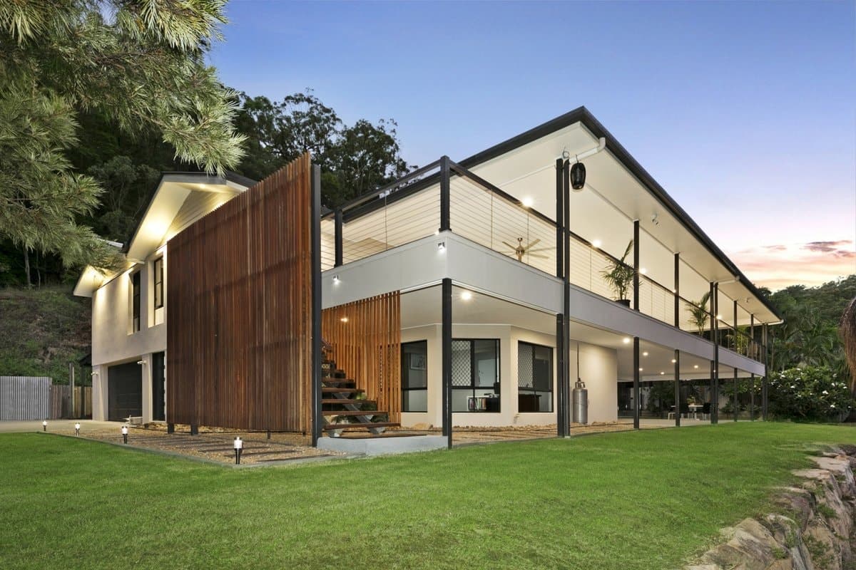 136 Valley Drive, TALLEBUDGERA QLD 4228, Tallebudgera Property Image - Image 1
