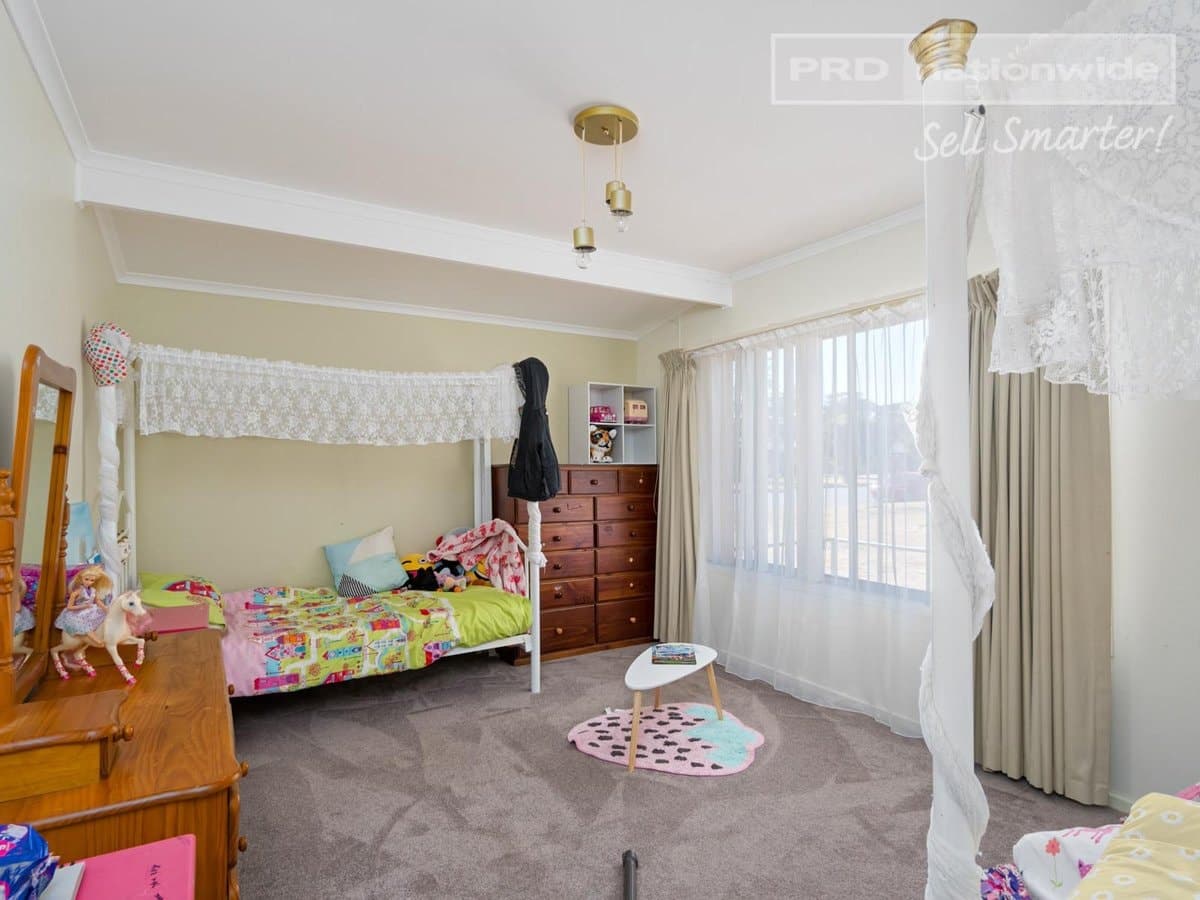 10 Ferrier Street, LOCKHART NSW 2656, Lockhart - Thumbnail 6