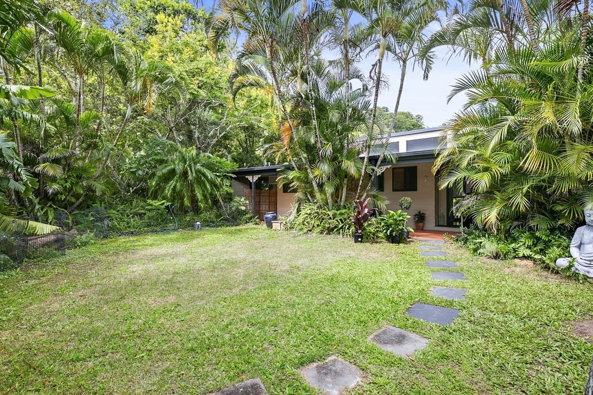 7 Dalwood Court, TALLEBUDGERA QLD 4228, Tallebudgera Property Image - Thumbnail 4