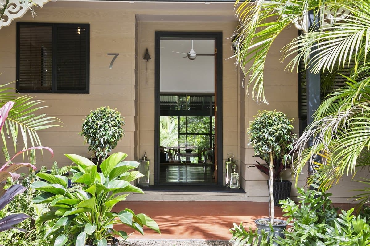7 Dalwood Court, TALLEBUDGERA QLD 4228, Tallebudgera Property Image - Thumbnail 5
