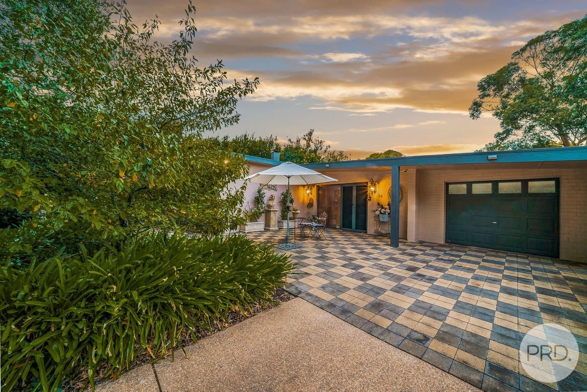 24 Plumpton Road, KOORINGAL NSW 2650, Kooringal - Thumbnail 2