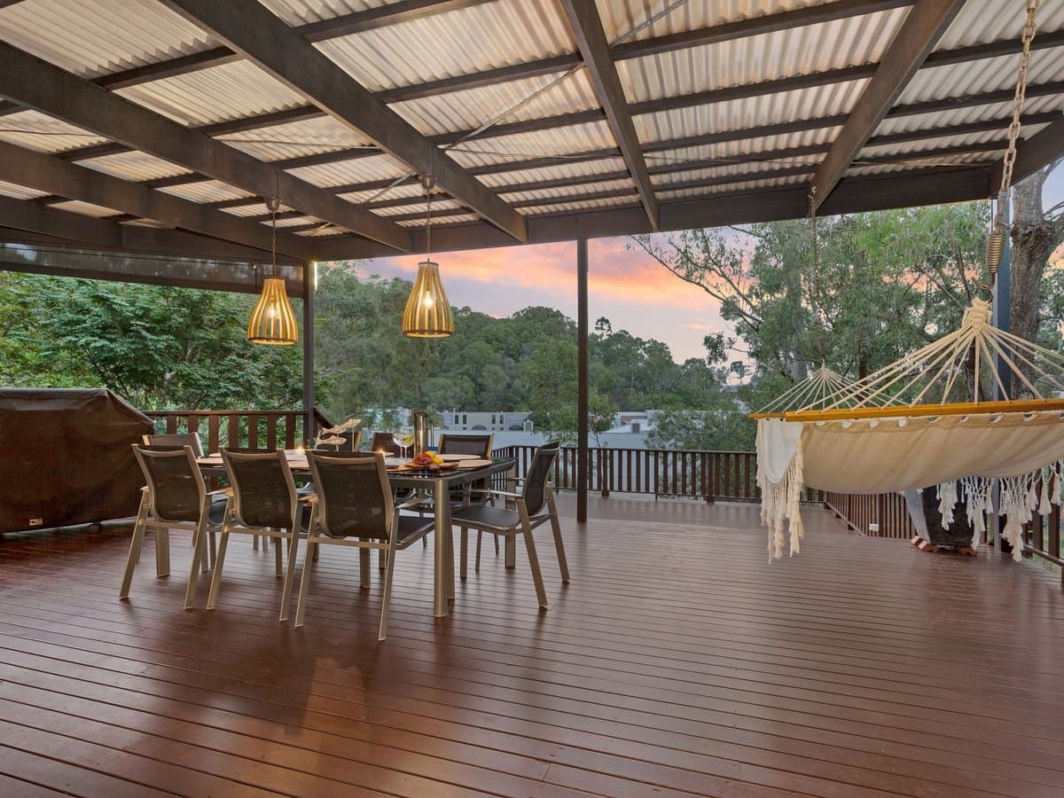 192 West Burleigh Road, BURLEIGH HEADS QLD 4220, Burleigh Heads Property Image - Thumbnail 3