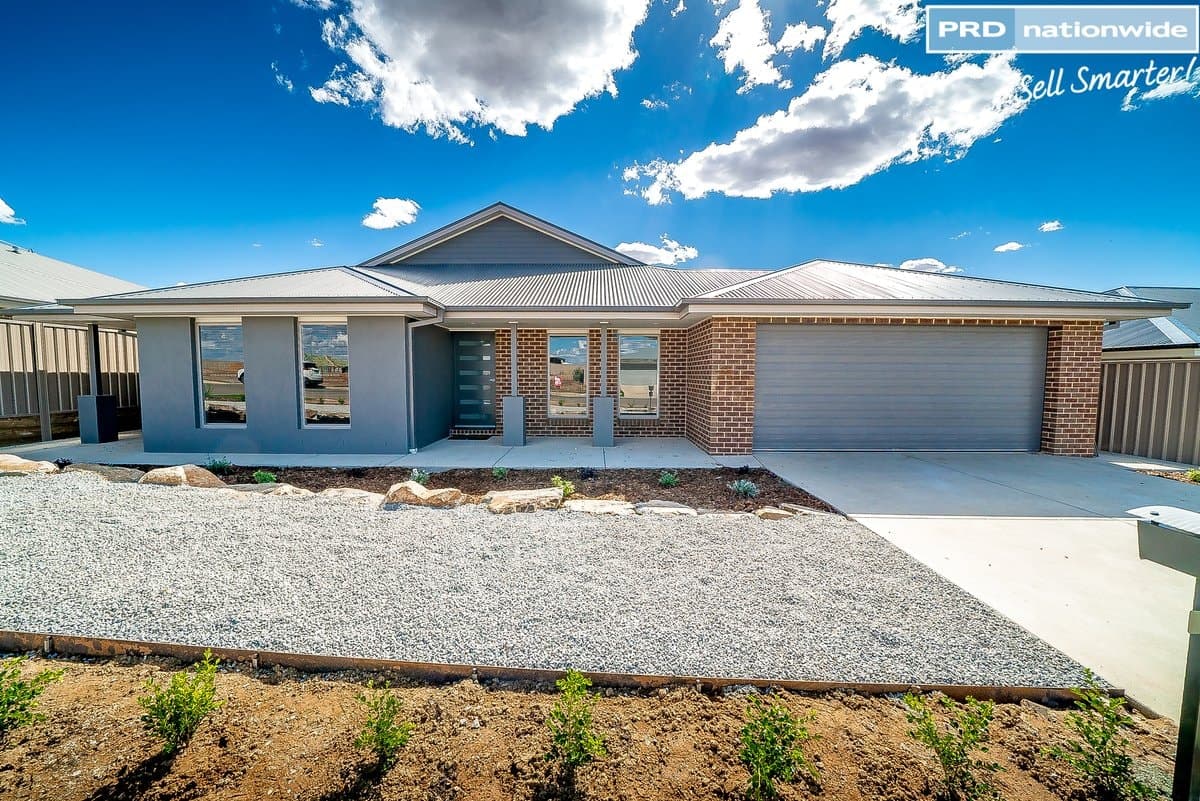 4 Tycho Place, LLOYD NSW 2650, Lloyd - Image 1