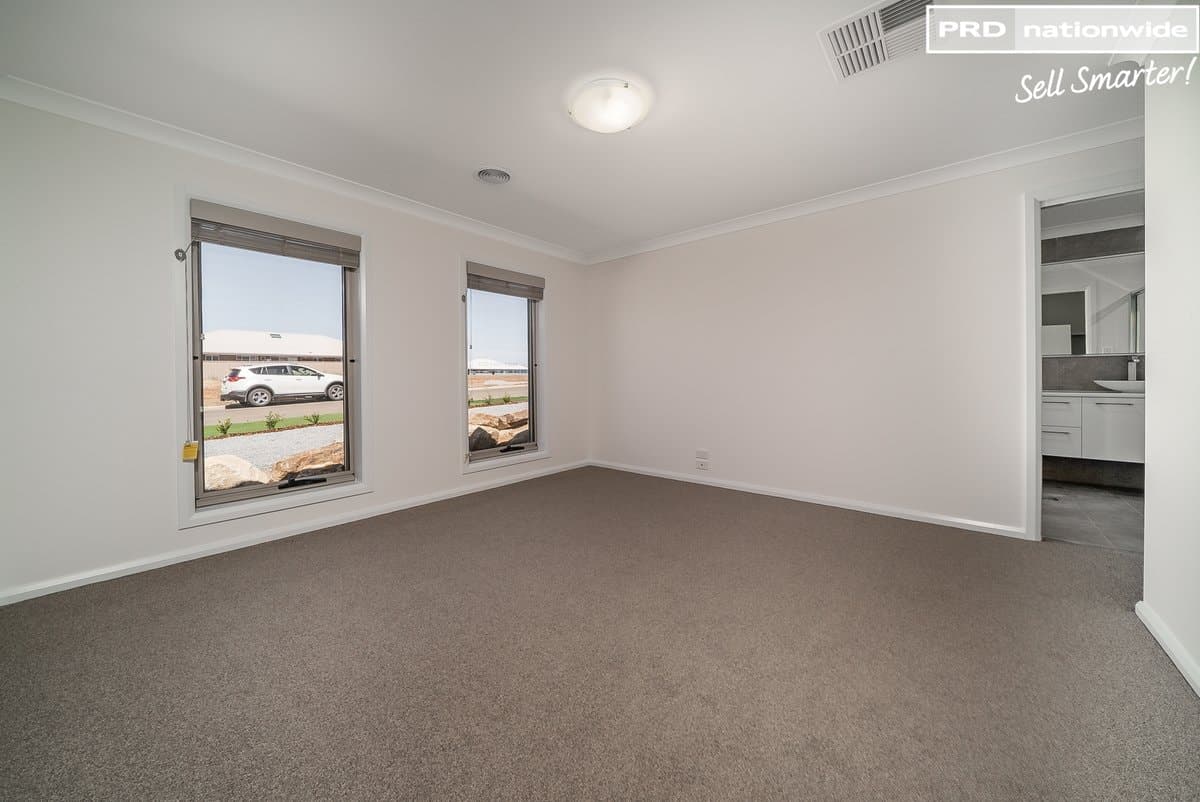 4 Tycho Place, LLOYD NSW 2650, Lloyd - Thumbnail 5