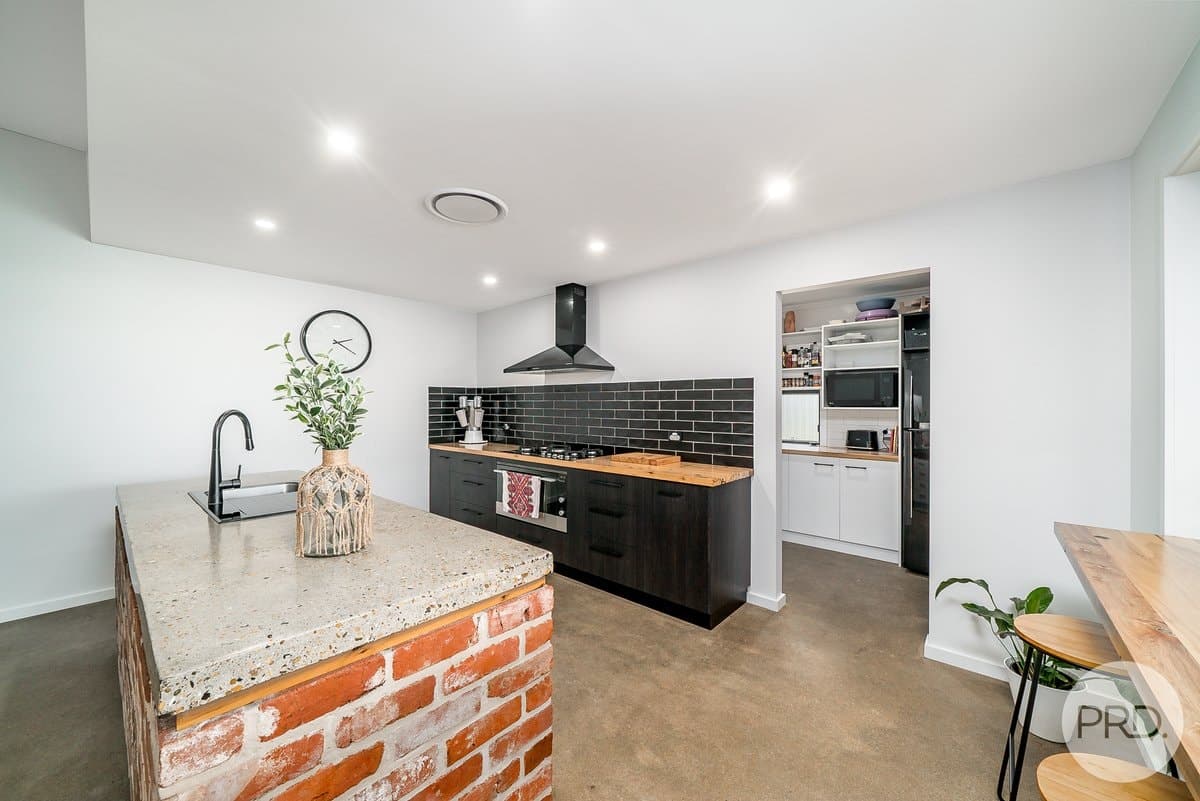 22 Guttler Street, URANQUINTY NSW 2652, Uranquinty - Thumbnail 2