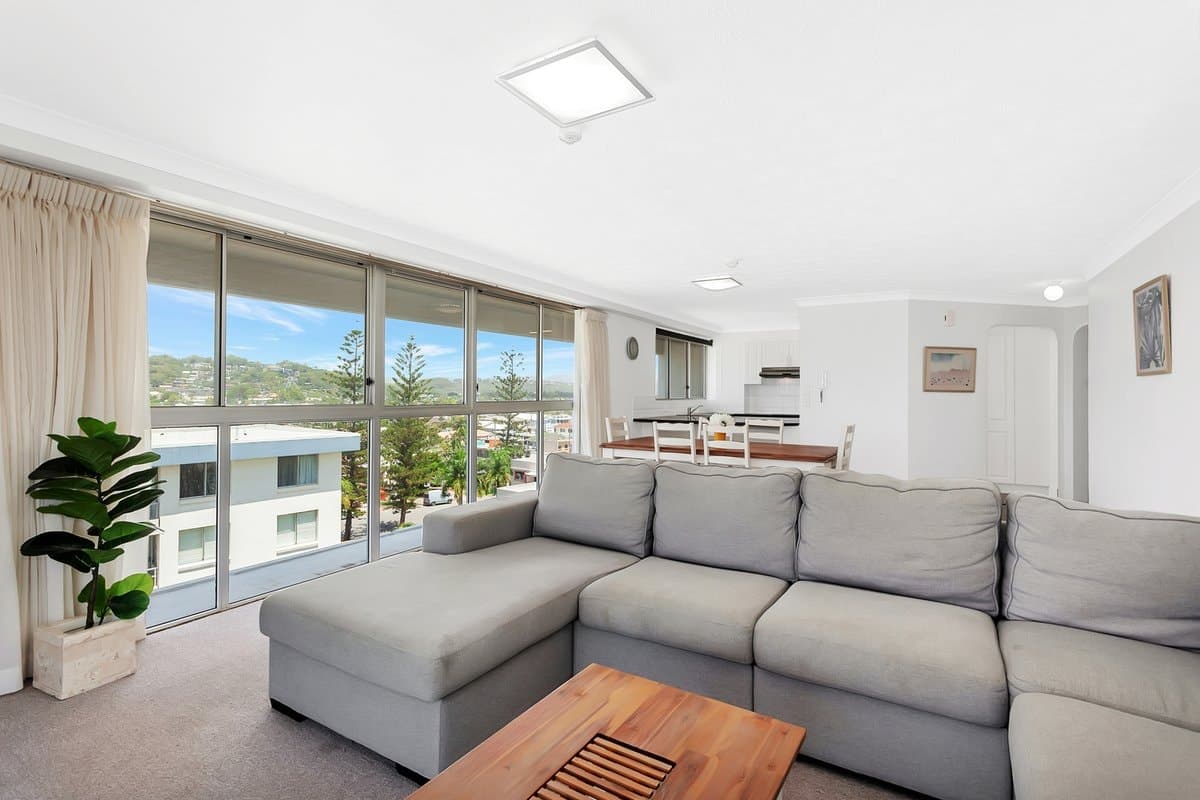 18/170 The Esplanade, BURLEIGH HEADS QLD 4220, Burleigh Heads Property Image - Thumbnail 6