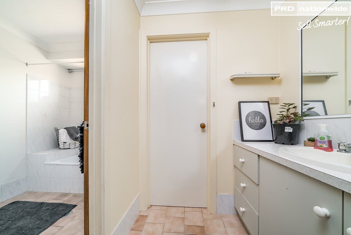 5 Harrier Street, ESTELLA NSW 2650, Estella - Thumbnail 4