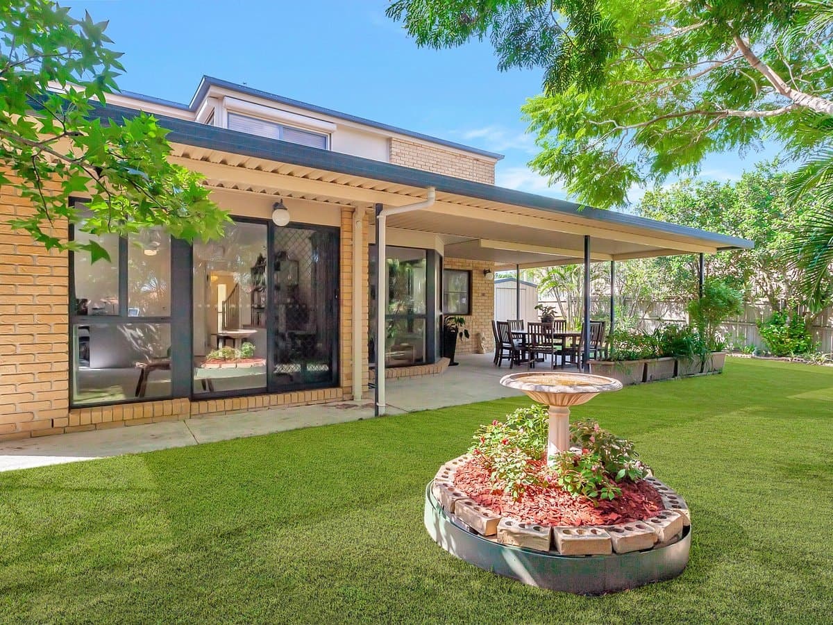 20 Ardisia Court, BURLEIGH HEADS QLD 4220, Burleigh Heads Property Image - Thumbnail 2