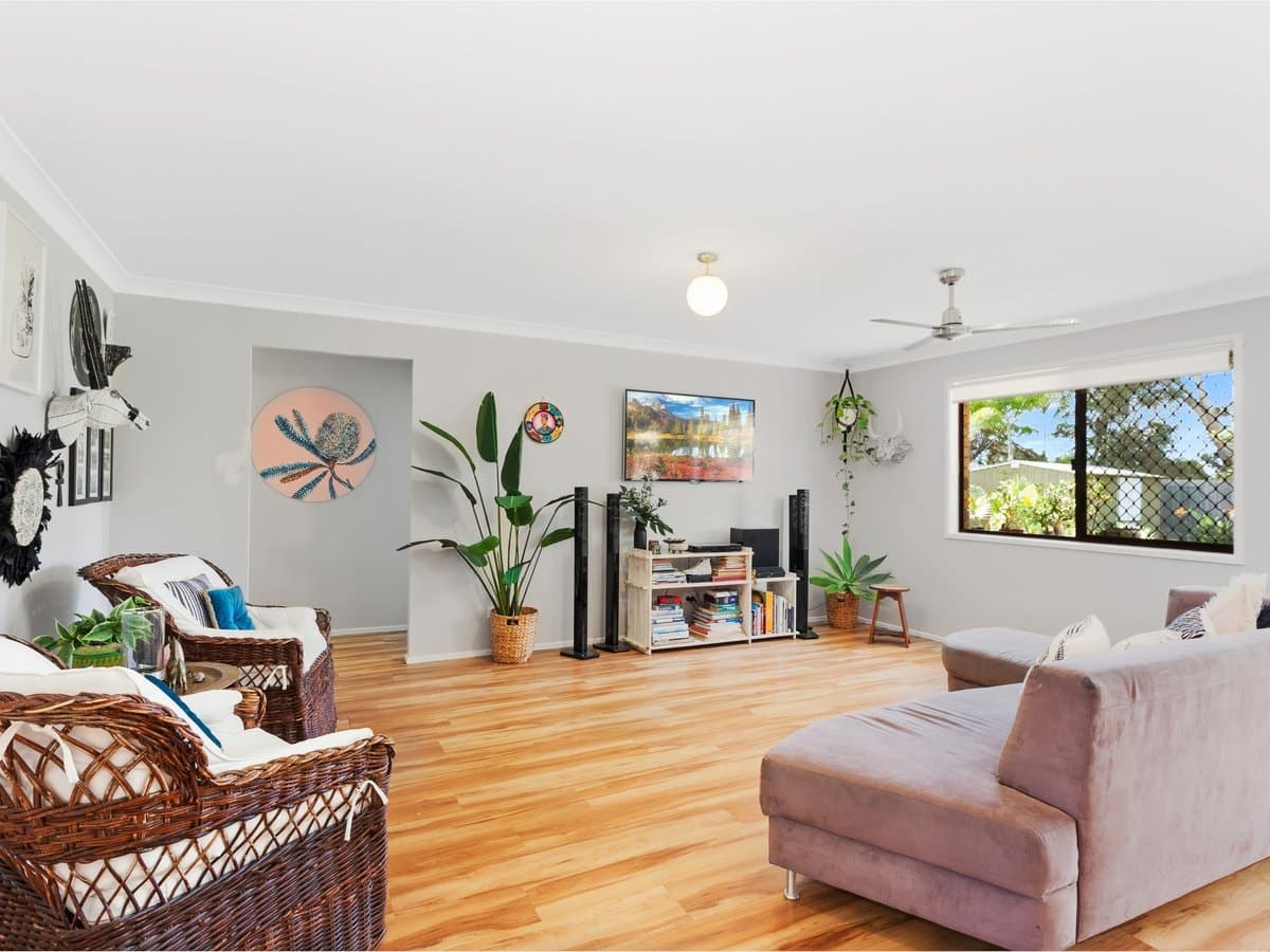 1/65 Treeview Drive, BURLEIGH WATERS QLD 4220, Burleigh Waters - Thumbnail 2