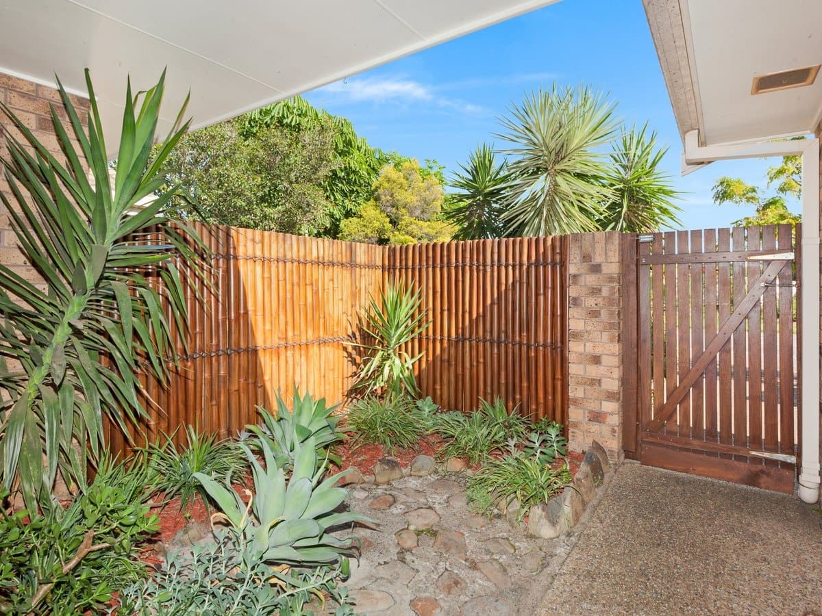 1/65 Treeview Drive, BURLEIGH WATERS QLD 4220, Burleigh Waters - Thumbnail 8