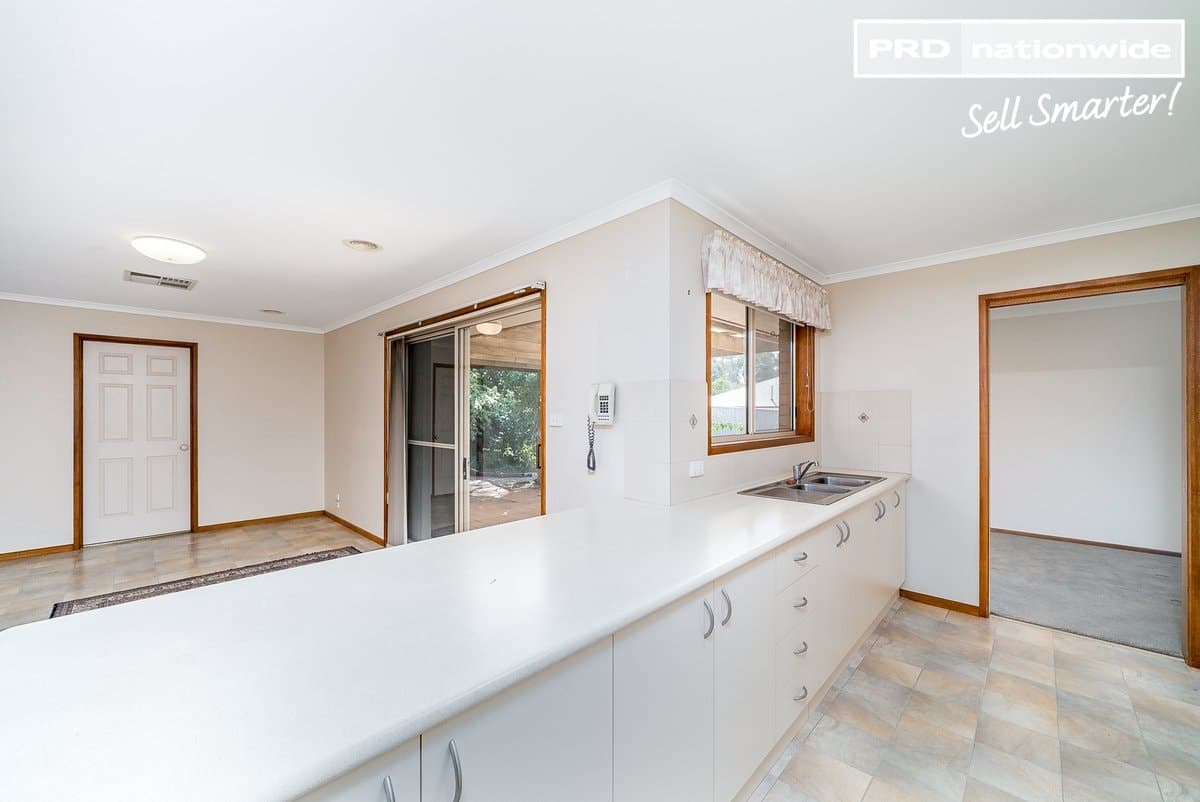 104 Kaloona Drive, BOURKELANDS NSW 2650, Bourkelands - Thumbnail 6