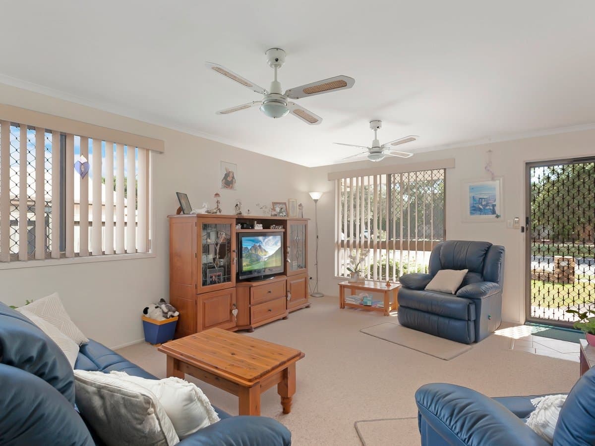 2/102 Christine Avenue, BURLEIGH WATERS QLD 4220, Burleigh Waters - Thumbnail 7